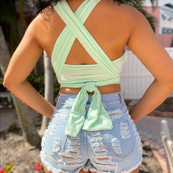 HALTER NECK TIED CROP TOP - MINT - Picture 3 of 3